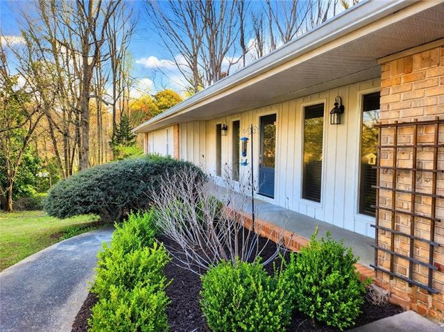 3730 Mill Glen Drive, Douglasville, GA 30135