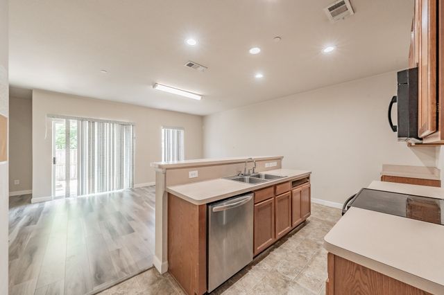 2200 Oklahoma Avenue, Plano, TX 75074