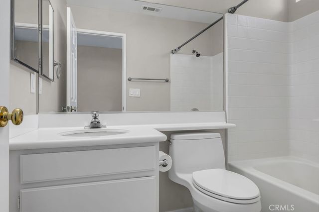 210 Timberwood, Irvine, CA 92620