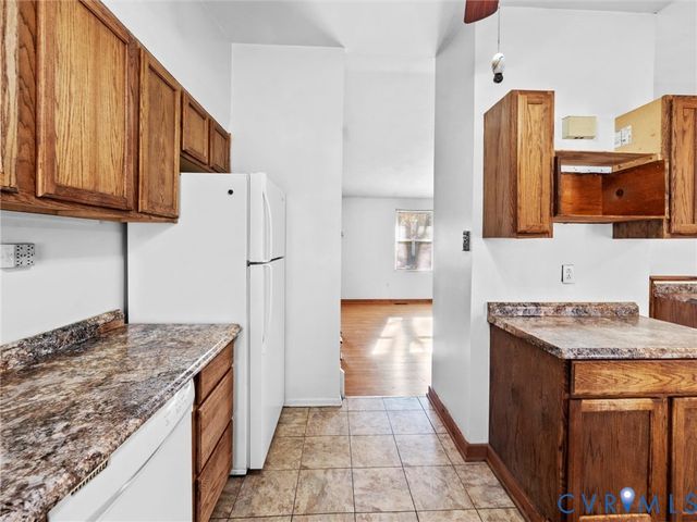 2318 Edenbrook Dr, Henrico, VA 23228