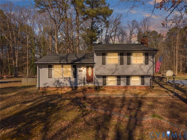 2318 Edenbrook Dr, Henrico, VA 23228