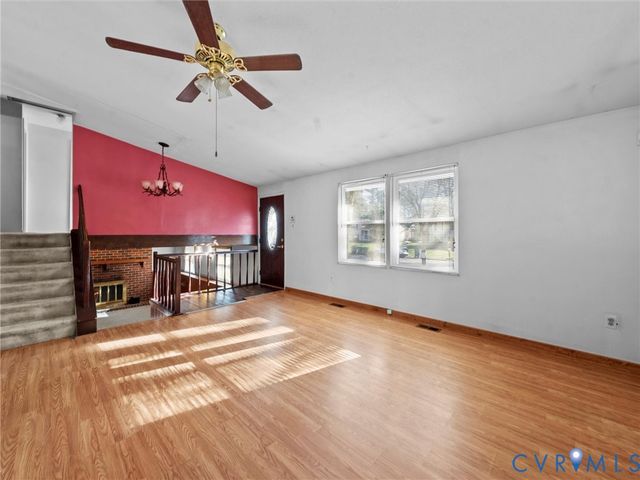 2318 Edenbrook Dr, Henrico, VA 23228