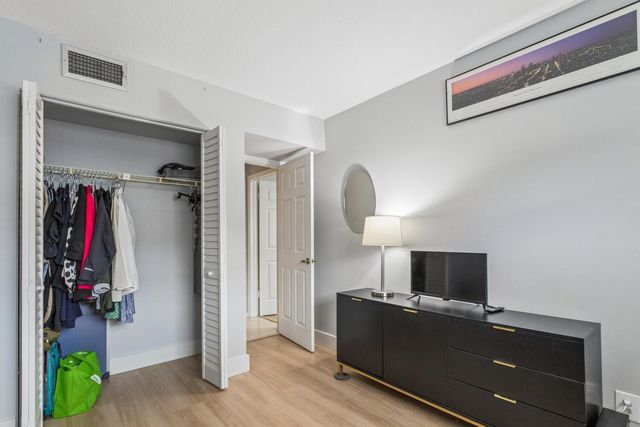 160 Cypress Club Drive Unit 612, Pompano Beach, FL 33060