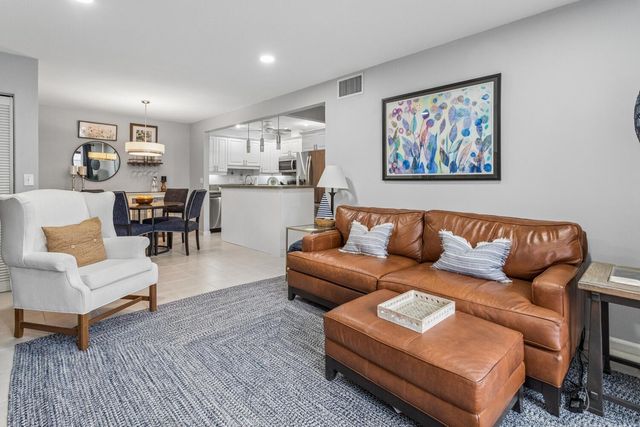 160 Cypress Club Drive Unit 612, Pompano Beach, FL 33060
