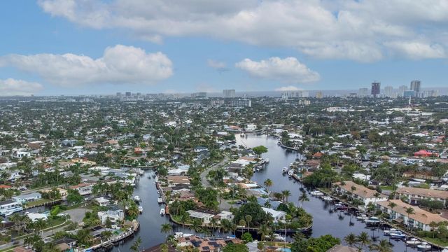 160 Cypress Club Drive Unit 612, Pompano Beach, FL 33060