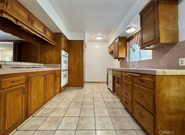 320 N Stoneman Avenue, Alhambra, CA 91801