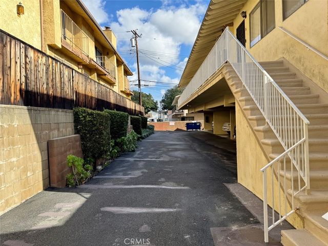 320 N Stoneman Avenue, Alhambra, CA 91801