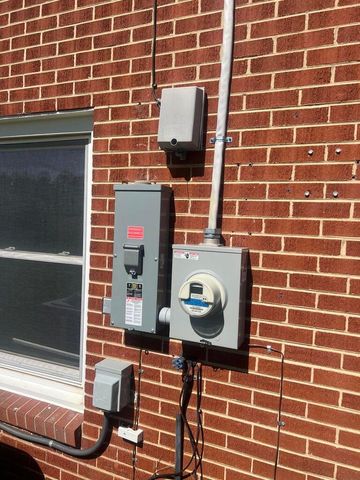 10321 Old Shilling RD, Bent Mountain, VA 24059