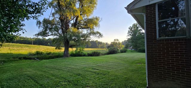 10321 Old Shilling RD, Bent Mountain, VA 24059