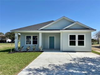 195 Bayview, Palacios, TX 77465