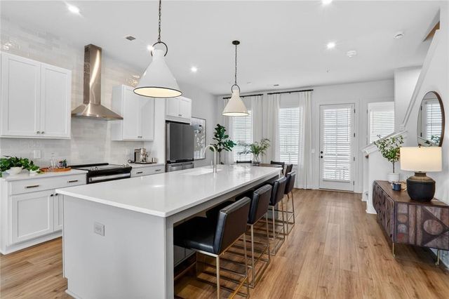 1291 Longreen NW Terrace 7, Atlanta, GA 30318