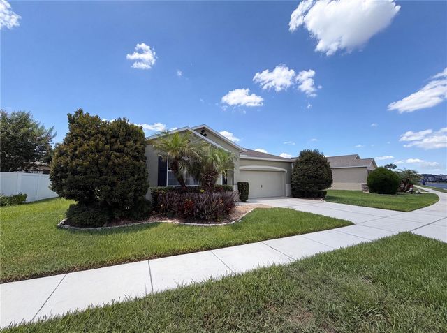 5811 MARSH LANDING DRIVE, Winter Haven, FL 33881