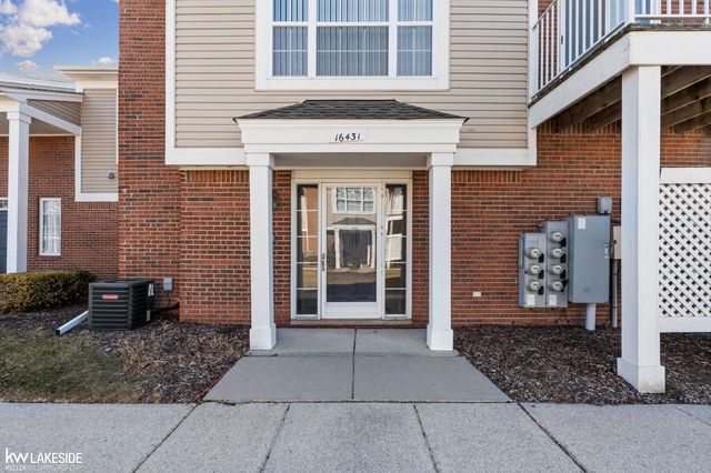 16431 Dominion Drive, Macomb, MI 48044