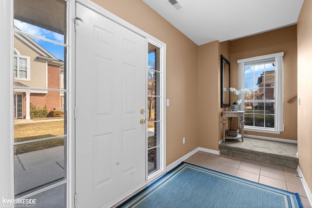 16431 Dominion Drive, Macomb, MI 48044