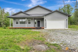 16853 E Lori Ann Circle, Palmer, AK 99645
