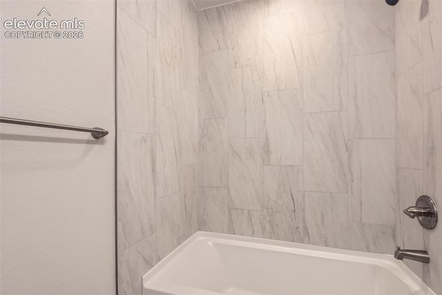 1811 S Quebec Way 31, Denver, CO 80231
