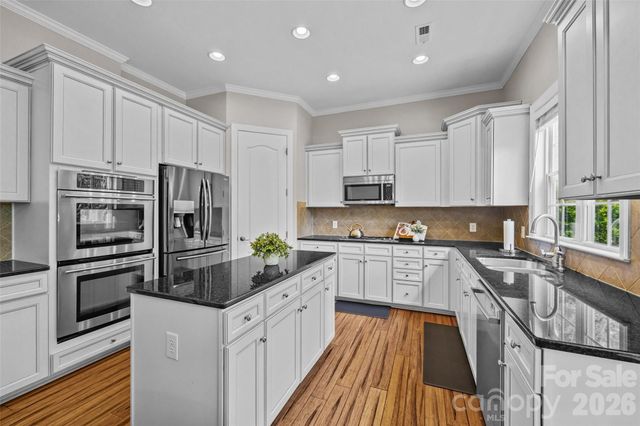 716 Quicksilver Trail, Fort Mill, SC 29708