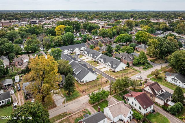 109 Wellston Pl, Louisville, KY 40207