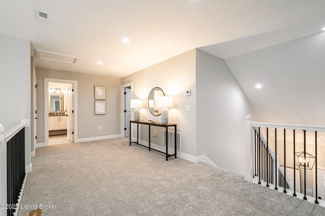 109 Wellston Pl, Louisville, KY 40207