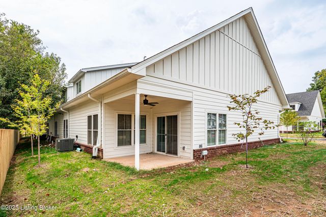 109 Wellston Pl, Louisville, KY 40207