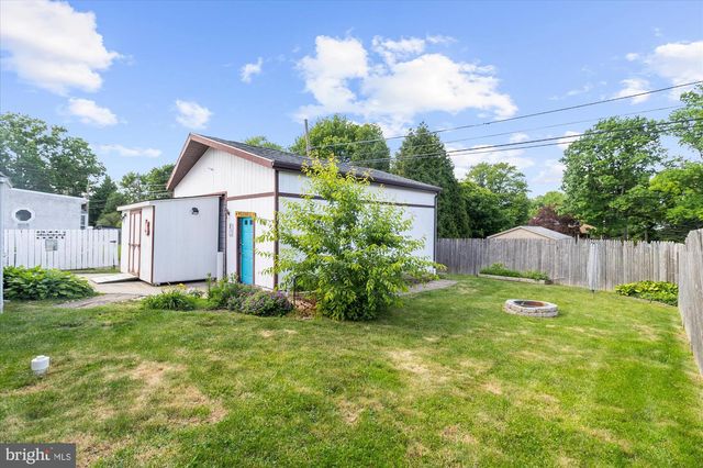 1933 CLEARVIEW AVE, Jeffersonville, PA 19403