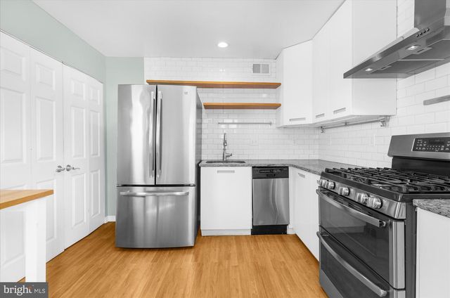 1933 CLEARVIEW AVE, Jeffersonville, PA 19403