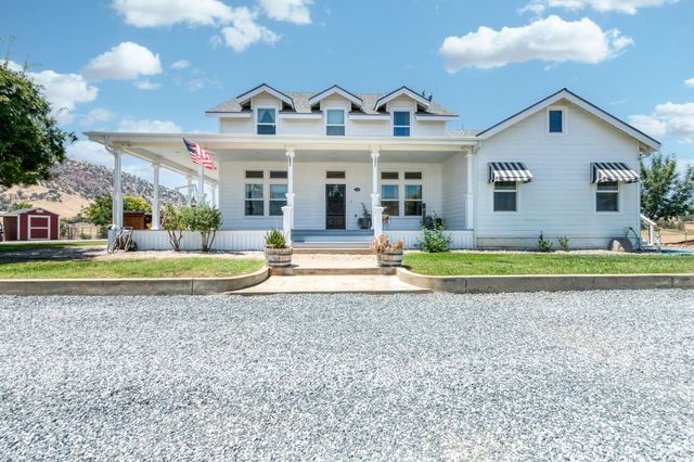 1969 Pederson Avenue, Sanger, CA 93657