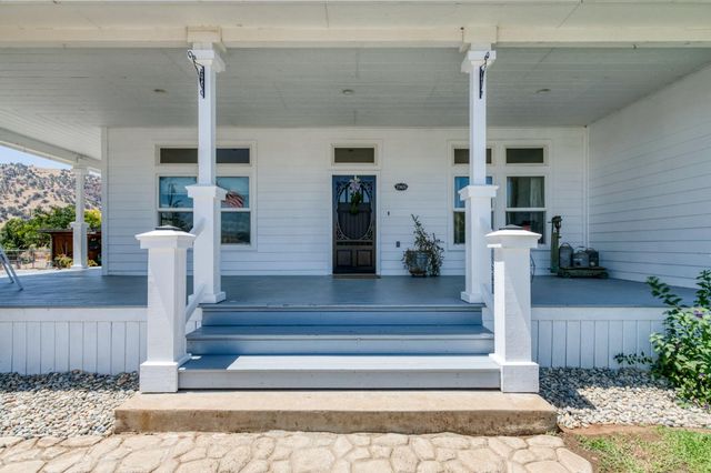 1969 Pederson Avenue, Sanger, CA 93657