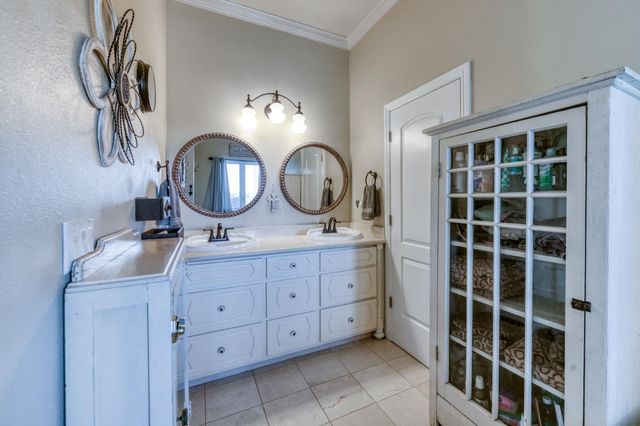 1969 Pederson Avenue, Sanger, CA 93657