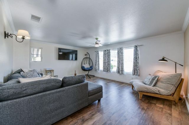 1969 Pederson Avenue, Sanger, CA 93657