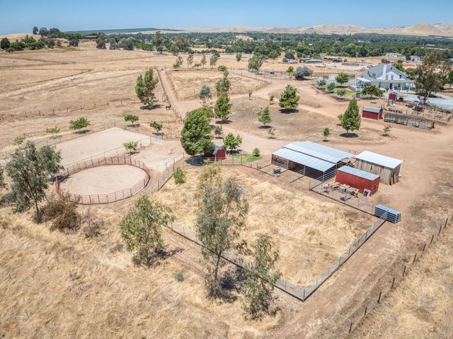 1969 Pederson Avenue, Sanger, CA 93657