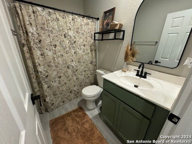10419 Buescher Ln, San Antonio, TX 78223