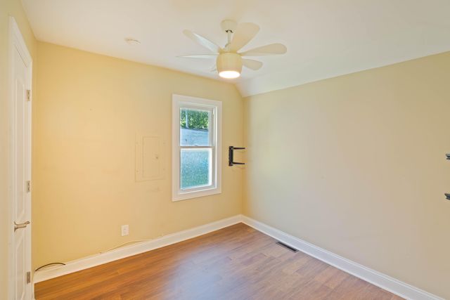2709 E 36th Avenue, Lake Station, IN 46405