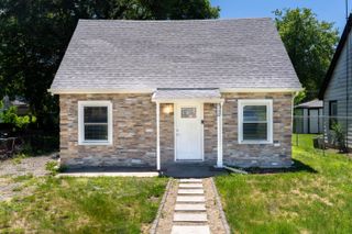 2709 E 36th Avenue, Lake Station, IN 46405