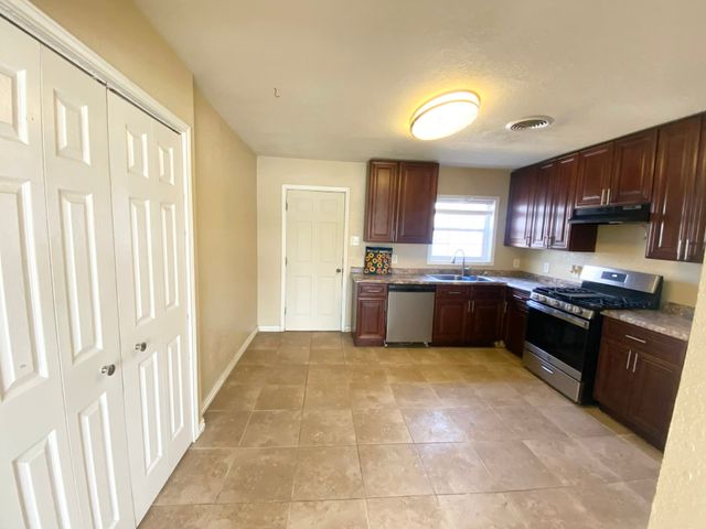 11519 Gatewood Drive, Dallas, TX 75218