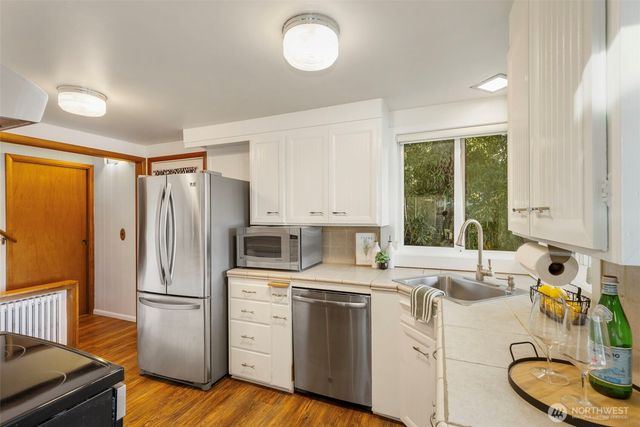 17160 Angeline Avenue South NE, Suquamish, WA 98392