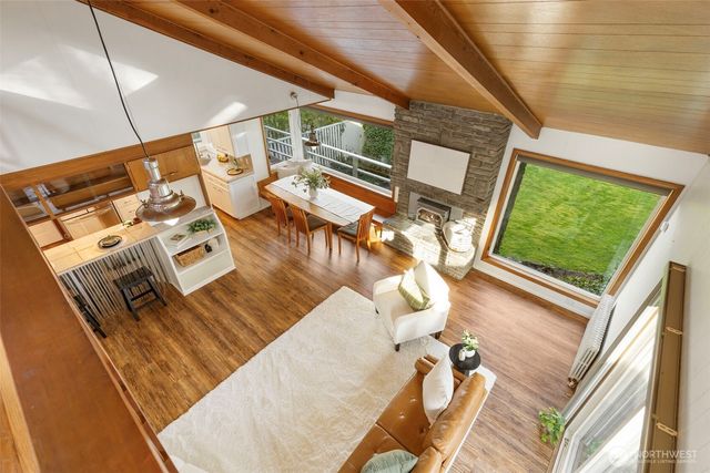 17160 Angeline Avenue South NE, Suquamish, WA 98392