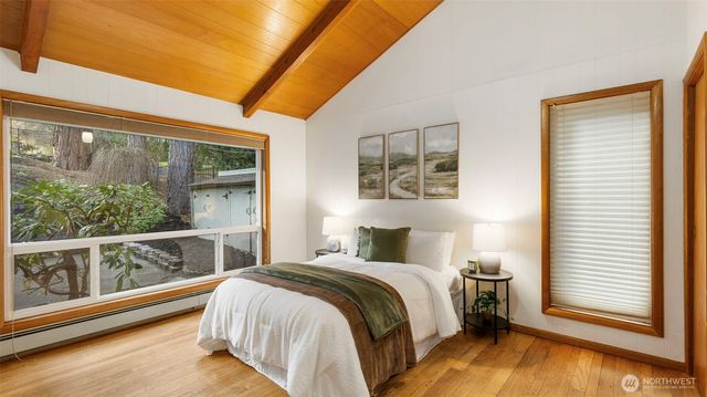 17160 Angeline Avenue South NE, Suquamish, WA 98392