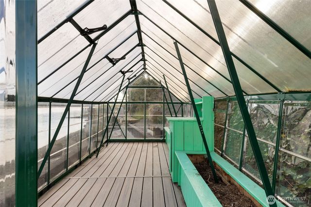 17160 Angeline Avenue South NE, Suquamish, WA 98392