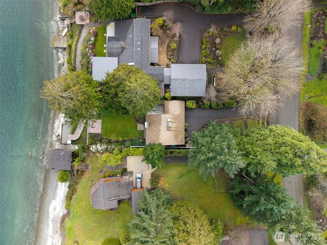 17160 Angeline Avenue South NE, Suquamish, WA 98392