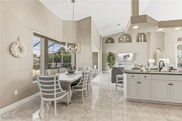 2313 SE 19th PL, Cape Coral, FL 33990