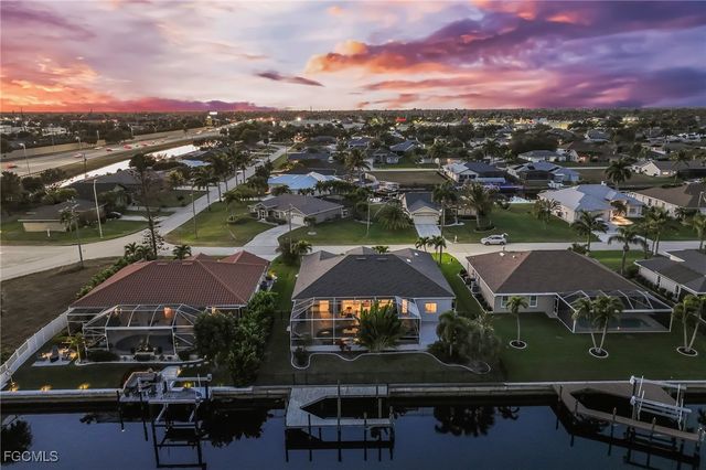 2313 SE 19th PL, Cape Coral, FL 33990