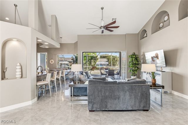 2313 SE 19th PL, Cape Coral, FL 33990