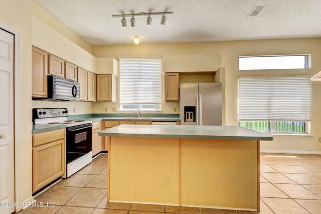 13062 BRIANS CREEK Drive, Jacksonville, FL 32224