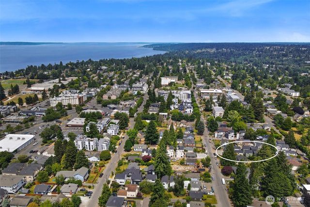 8738 13th Avenue NW, Seattle, WA 98117