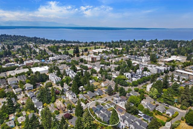 8738 13th Avenue NW, Seattle, WA 98117