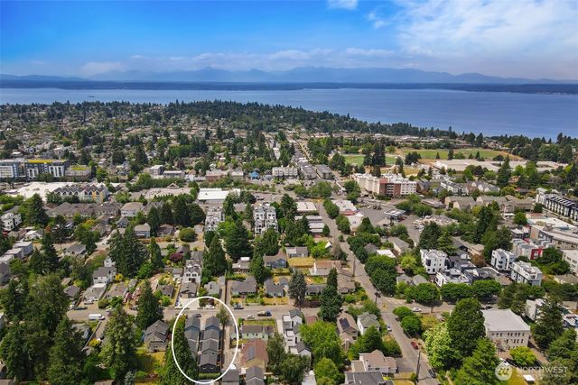 8738 13th Avenue NW, Seattle, WA 98117