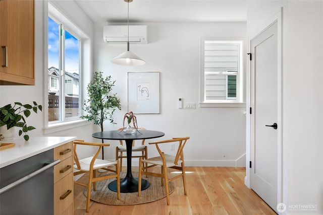 8738 13th Avenue NW, Seattle, WA 98117