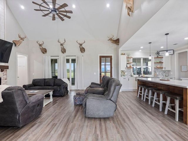 308 Grimes Cemetary Road, Lufkin, TX 75901