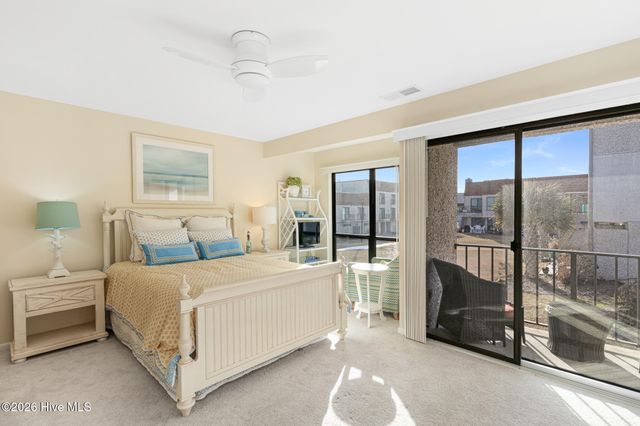 4801 S Shore Drive D4 The Bluffs, Morehead City, NC 28557